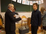 Dyrektor ZSE wręcza nagrody Dyrektor ZSE wręcza nagrody