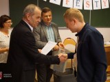 Dyrektor ZSE wręcza nagrody Dyrektor ZSE wręcza nagrody