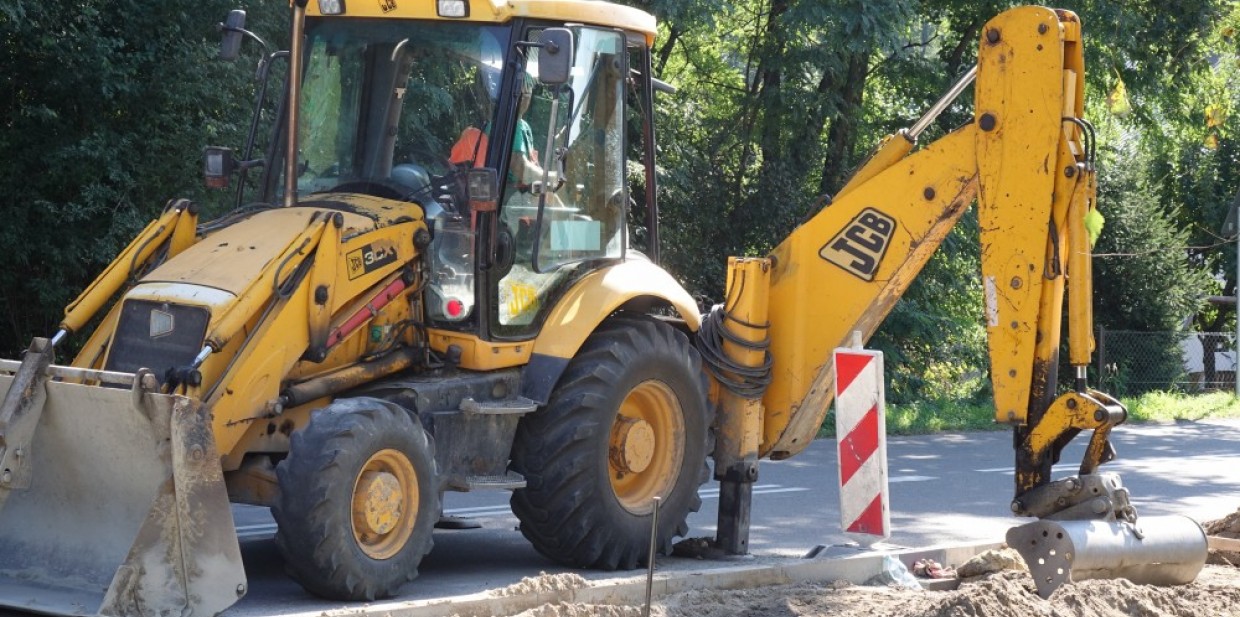 Powiat realizuje inwestycje drogowe w gminach Czarna i Żyraków